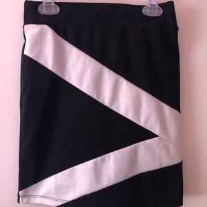 ⚡️Black & White Skirt